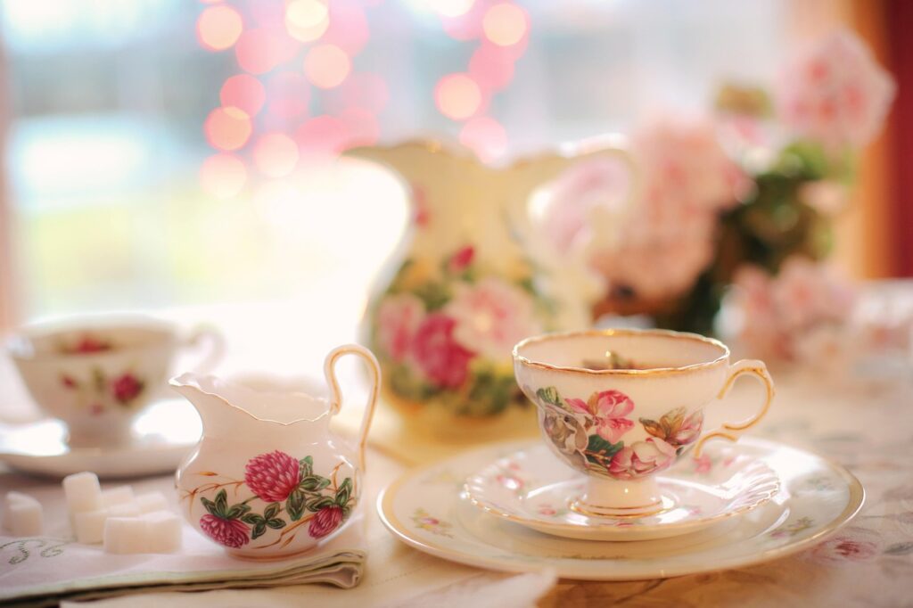 tea, tea party, pink, party, teapot, happy birthday, afternoon, celebration, vintage, bokeh
